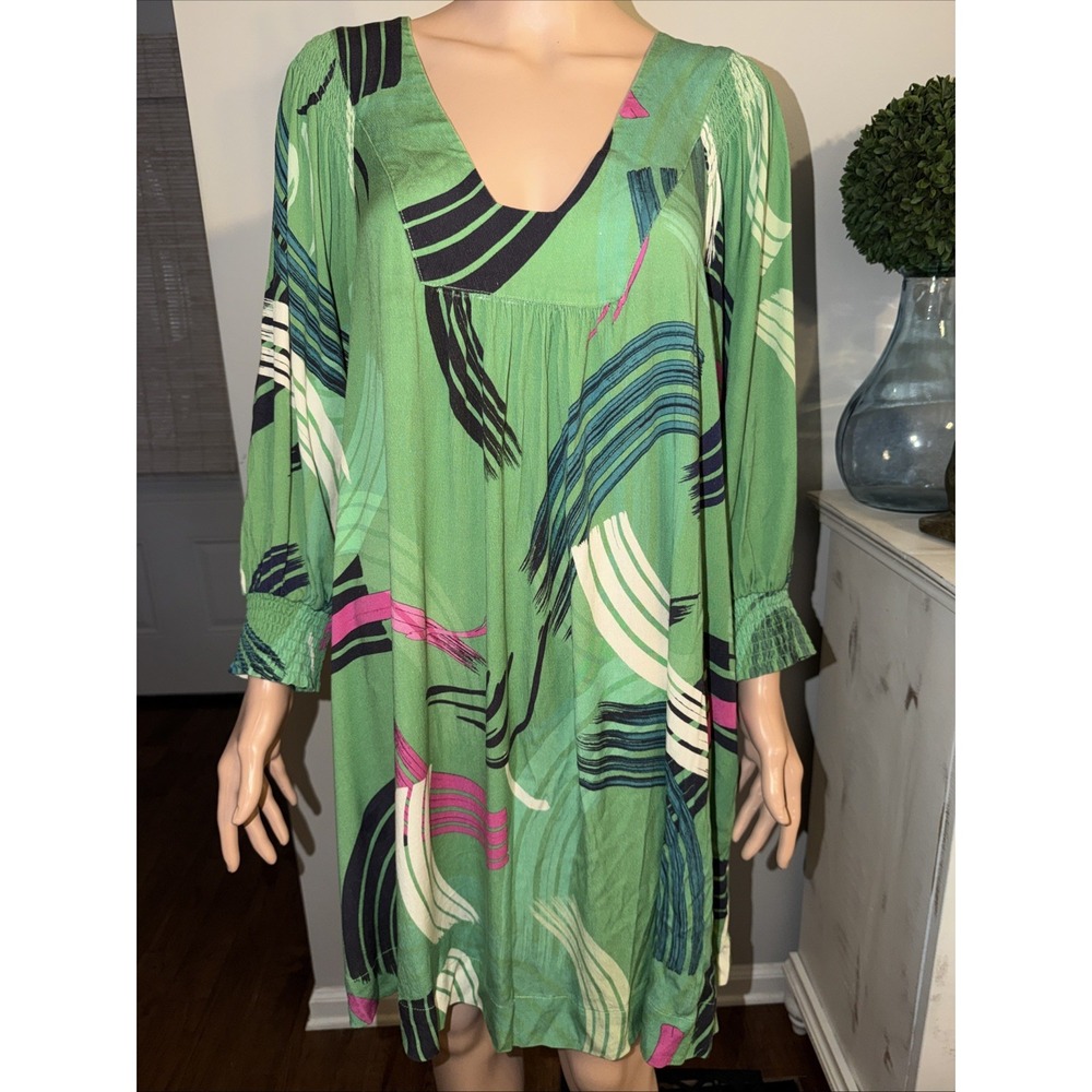 The Odells Trapeze Dress Size M 3/4 Sleeves Green Coastal Resortwear